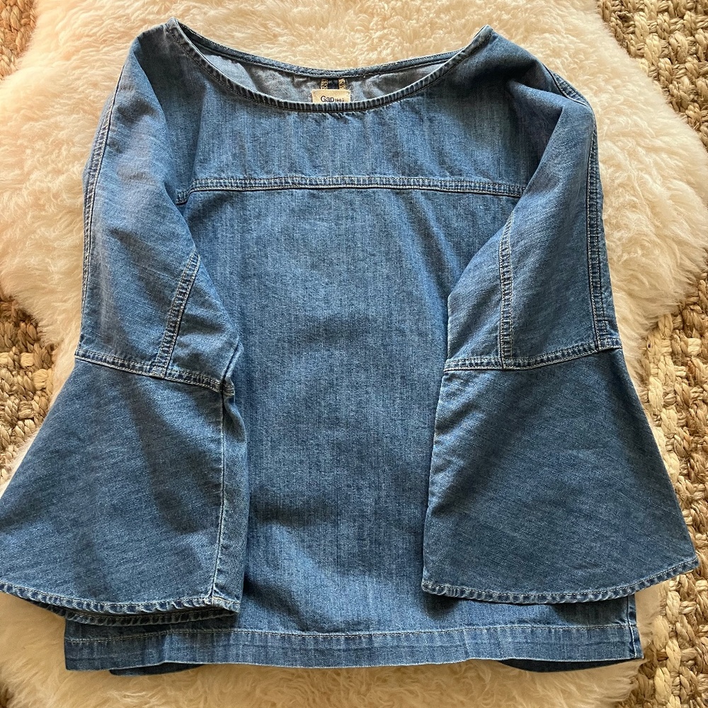 Gap Denim 3/4 Bell Sleeve Top